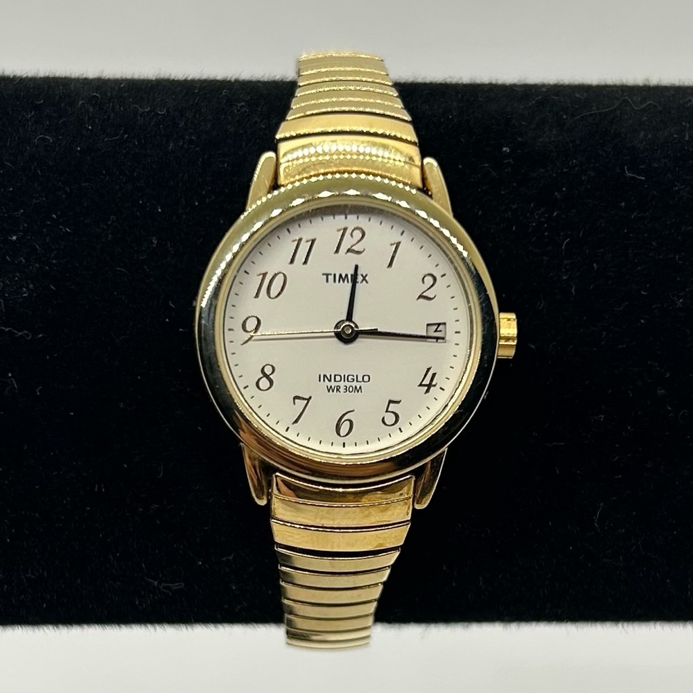 Timex Indiglo Women’s Gold Tone Quartz Watch Date WR30M Expansion Band